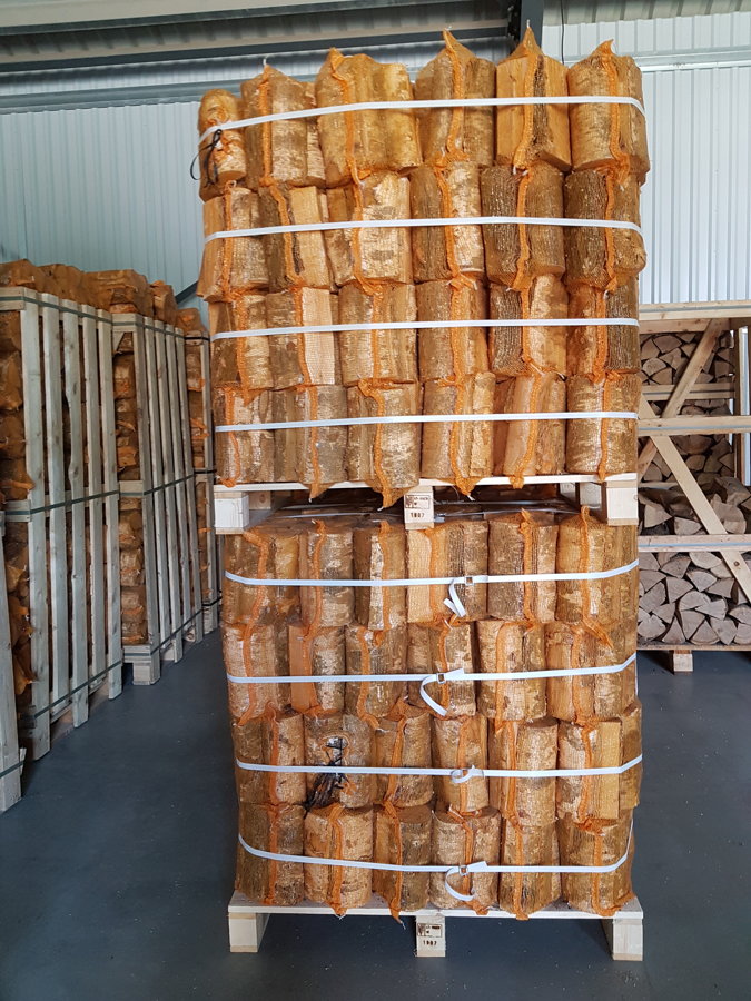 Birch firewood in 40 l bags